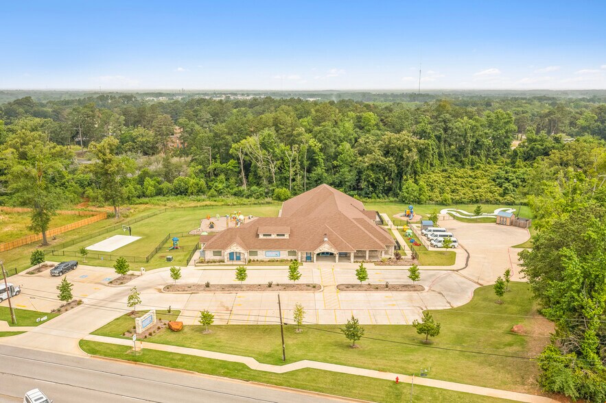 Primary Photo Of 3130 E 5th St, Tyler Daycare Center For Sale