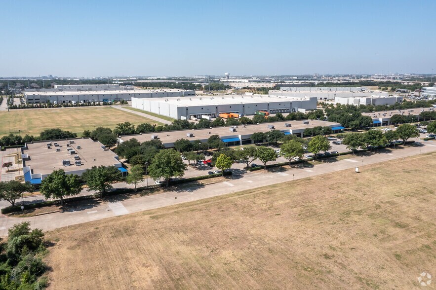 More Photos Of 601 Canyon Dr, Coppell Office For Lease