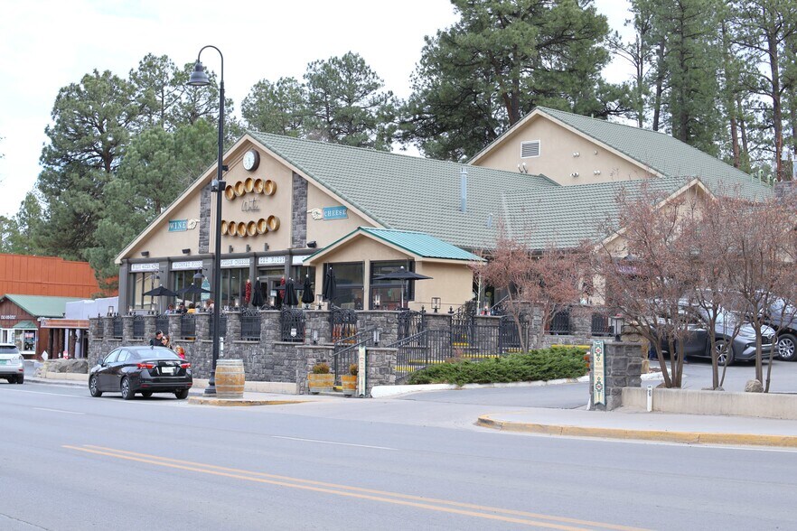 More Photos Of 404 3rd St, Capitan Flex For Sale