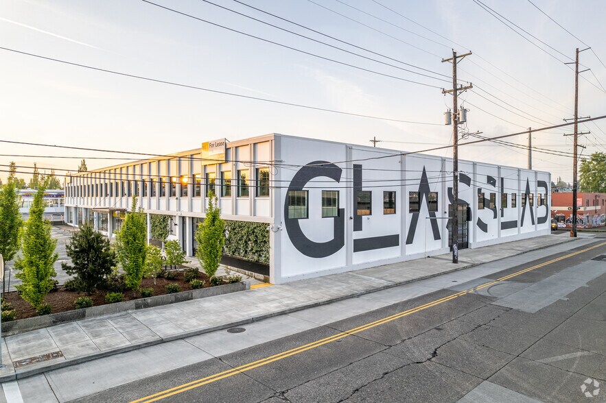 More Photos Of 350 SE Mill St, Portland Office For Lease