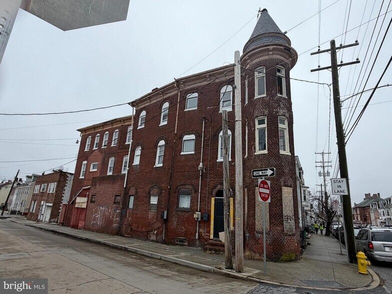 Primary Photo Of 696-698 E Philadelphia St, York Storefront Retail Residential For Sale
