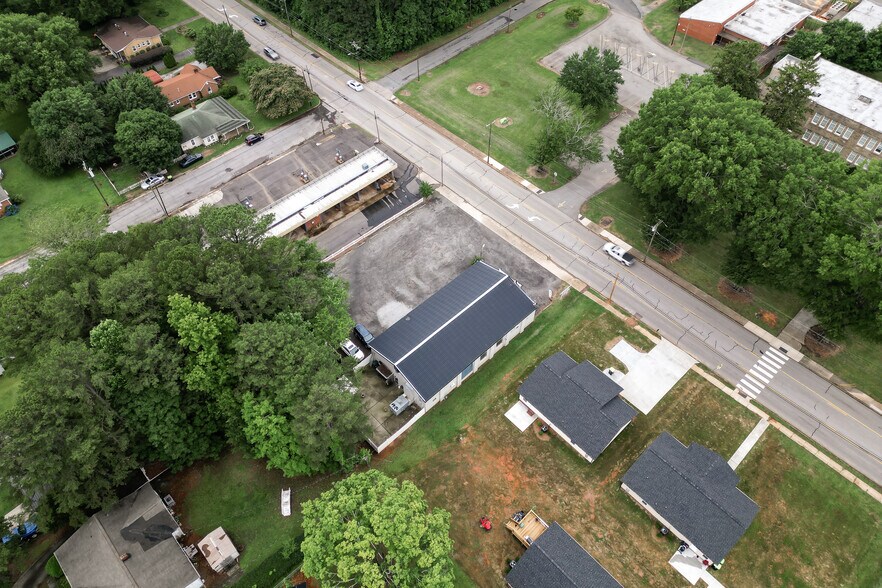 More Photos Of 1008 N Main St, China Grove Warehouse For Sale