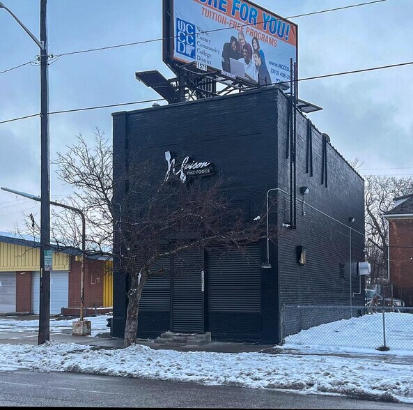 Primary Photo Of 13031 Mack Ave, Detroit Storefront For Sale