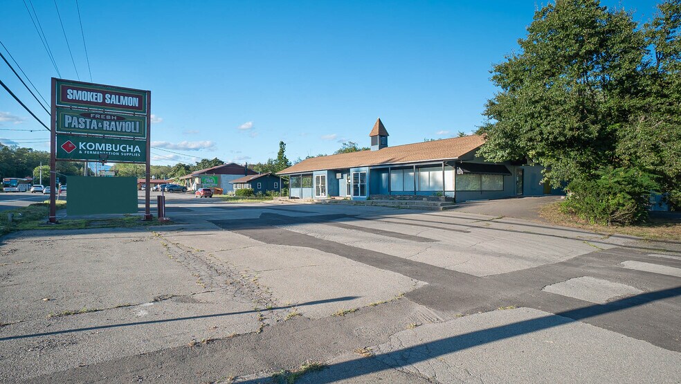 More Photos Of 906 Rt-28, Kingston Restaurant For Sale