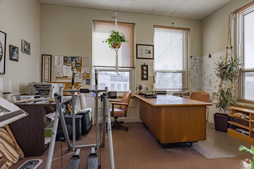 More Photos Of 1873 E 55th St, Cleveland Warehouse For Sale