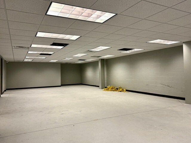More Photos Of 4824 Liberty Ave, Bloomfield Medical For Lease