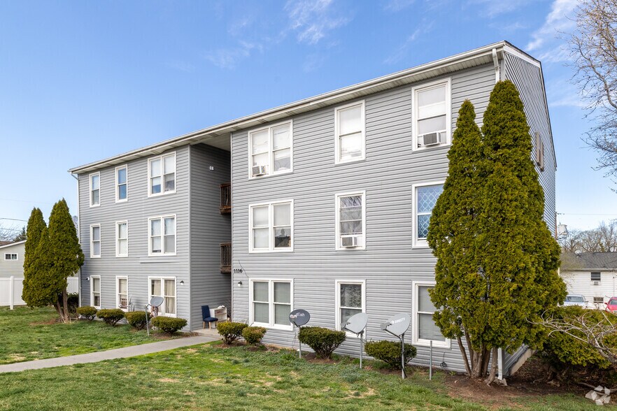 More Photos Of , Winchester Multifamily For Sale