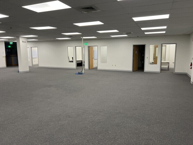 More Photos Of 16 Commercial St, Branford Research And Development For Lease