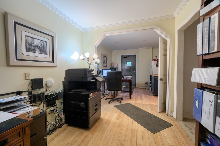 More Photos Of 66 Southgate St, Worcester Research And Development For Sale