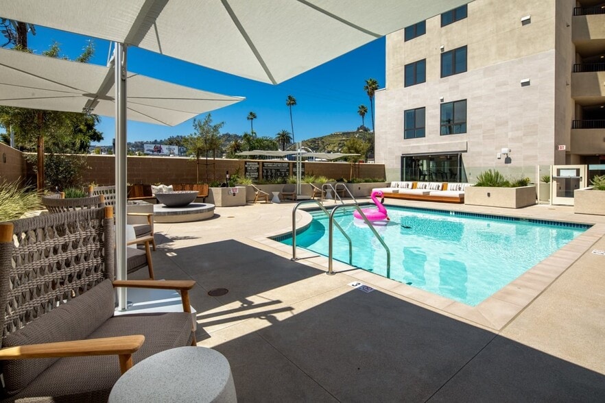More Photos Of 7520-7566 W Sunset Blvd, Los Angeles Apartments For Lease