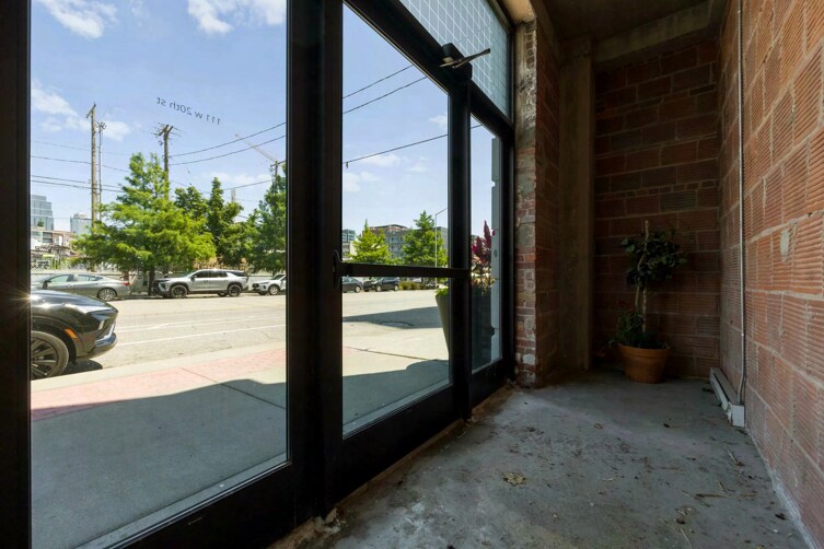More Photos Of 117 W 20th St, Kansas City Apartments For Lease
