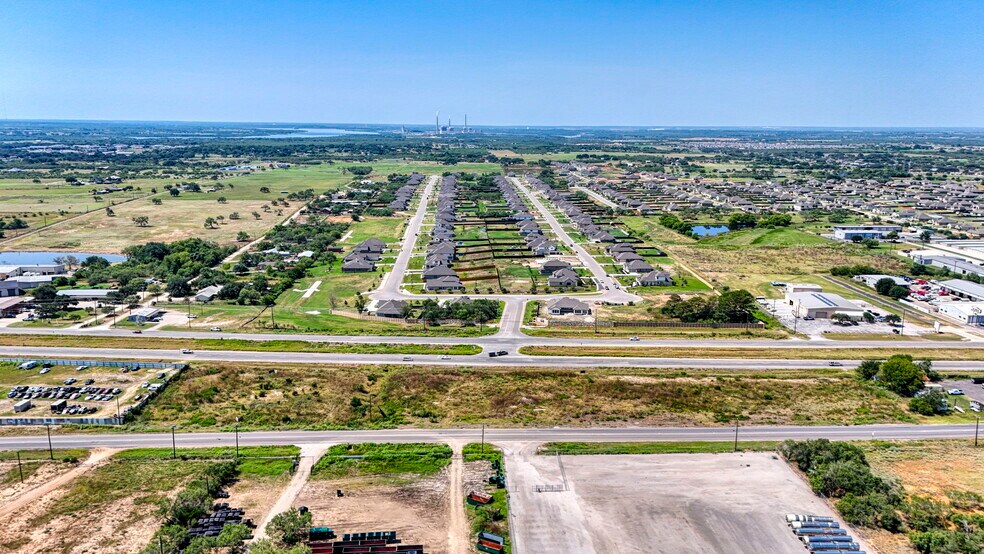 More Photos Of 9433-9477 US 87 E hwy, San Antonio Land For Sale