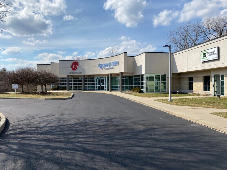 More Photos Of 7340 Crossing Pl, Fishers Medical For Lease