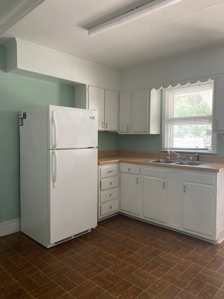 More Photos Of 517 Owen Dr, Fayetteville Office For Sale