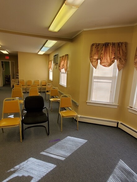 More Photos Of 165 N Ocean Ave, Patchogue Medical For Sale