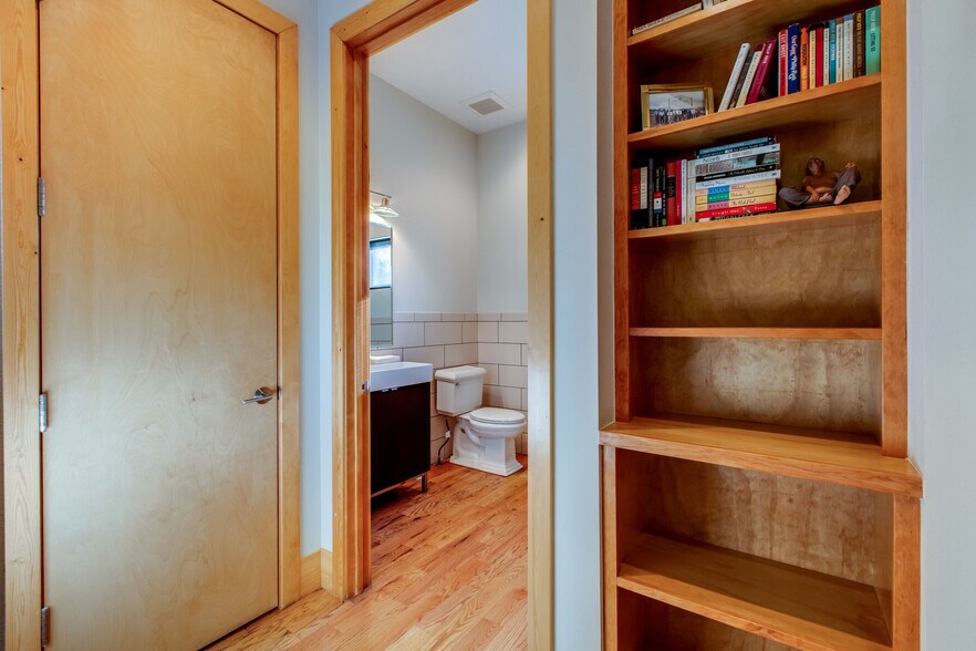 More Photos Of 1575 Gilpin St, Denver Office Residential For Sale
