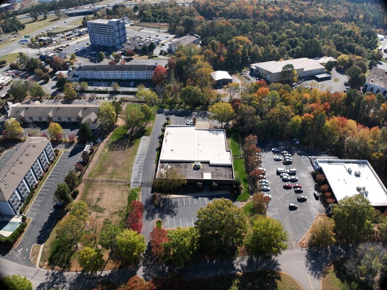 More Photos Of 3480 Lakemont Blvd, Fort Mill Light Distribution For Sale