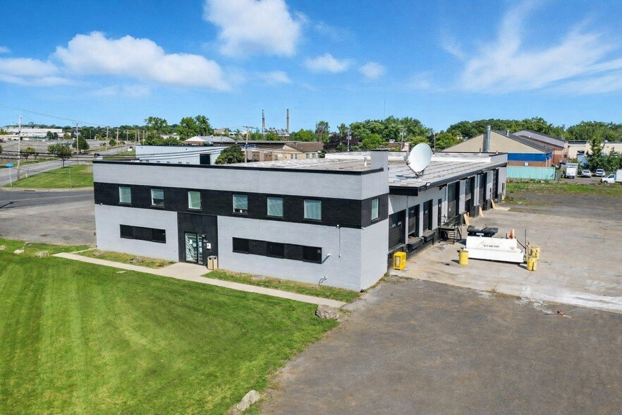 More Photos Of 864 Driving Park Ave, Rochester Warehouse For Sale