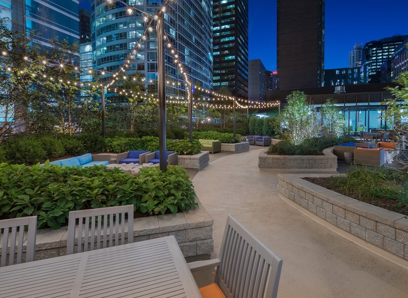 More Photos Of 360 E Ohio St, Chicago Apartments For Lease