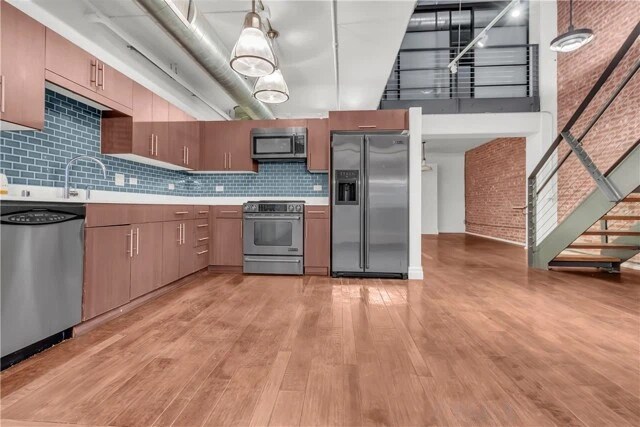 Primary Photo Of 500-530 S Hewitt St, Los Angeles Apartments For Lease