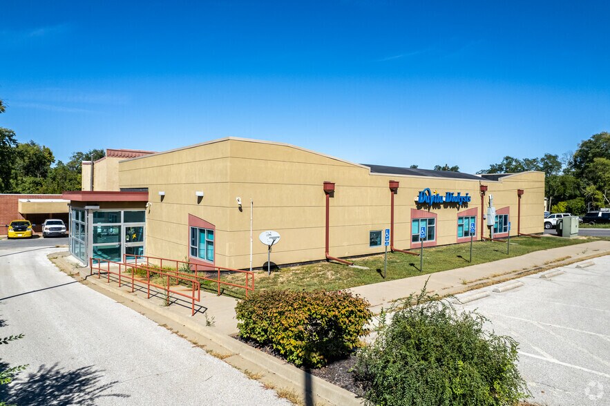 More Photos Of 501 Oak St, Leavenworth Medical For Lease