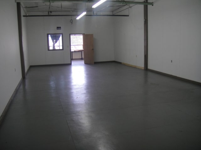 More Photos Of 32 Noble St, Newark Warehouse For Lease