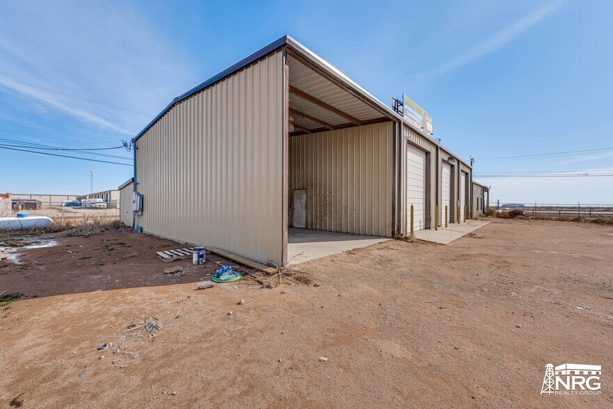 More Photos Of 13100 State Highway 191, Midland Manufacturing For Lease