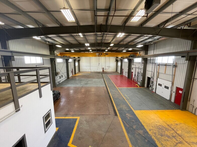 More Photos Of 7756 Edgar Industrial Way, Red Deer Warehouse For Sale