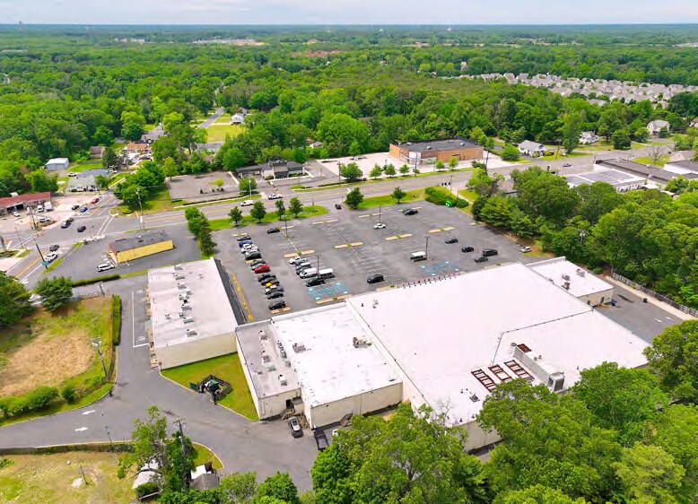 More Photos Of 386 White Horse Pike, Atco Supermarket For Lease