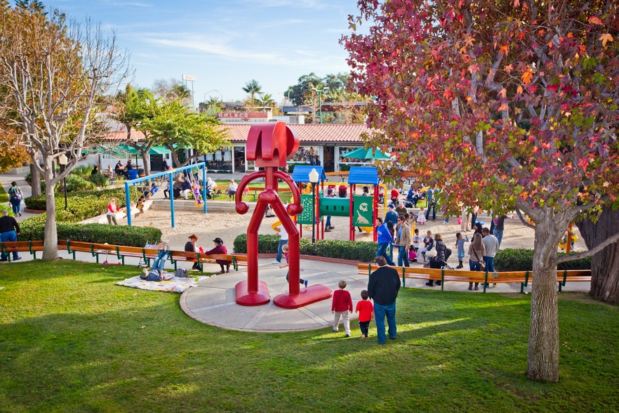 More Photos Of 3835 Cross Creek, Malibu Unknown For Lease