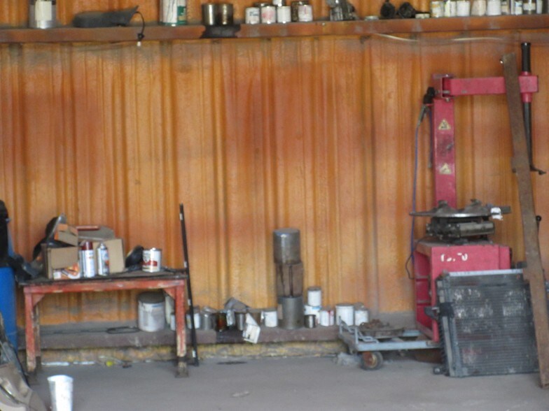 More Photos Of 2211 State Highway 69 S, Greenville Auto Repair For Lease