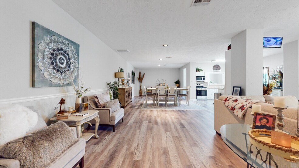 More Photos Of 28711 Robinson Rd, Conroe Industrial For Sale