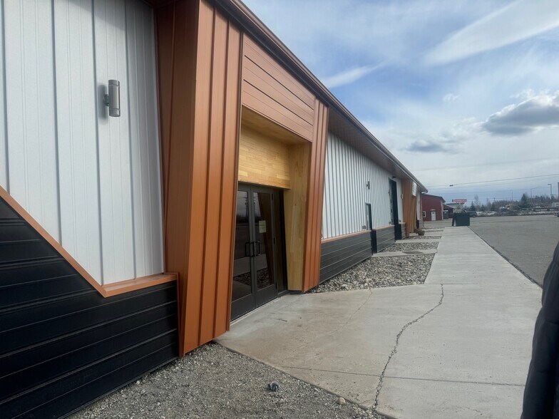 More Photos Of 3399 Peger Rd, Fairbanks Light Distribution For Lease