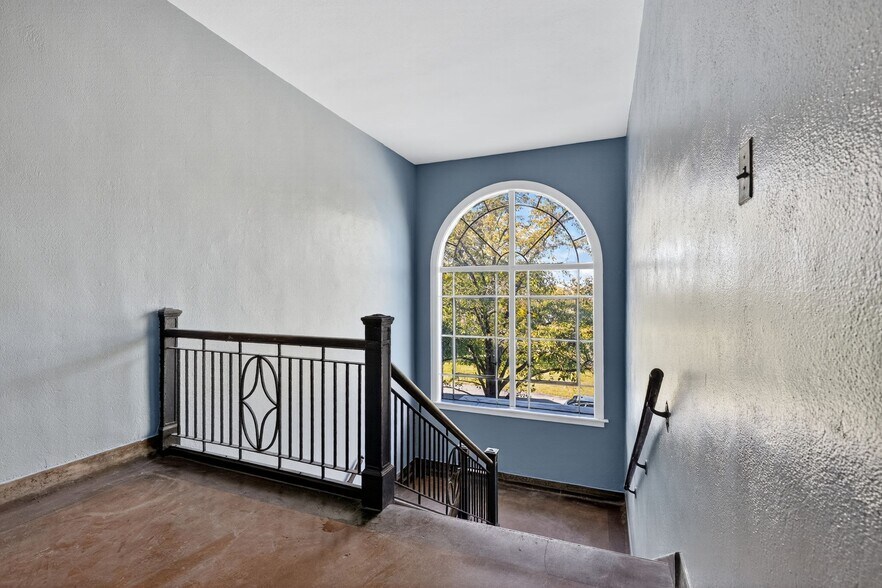 More Photos Of 1918 Mechanicsburg Rd, Springfield Rehabilitation Center For Sale