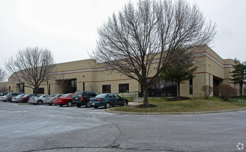 Primary Photo Of 100 Grove Rd, Paulsboro Light Manufacturing For Lease