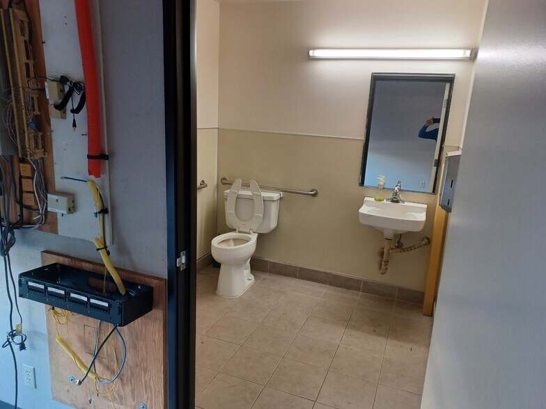More Photos Of 100-152 Browns Valley Pky, Vacaville Unknown For Lease