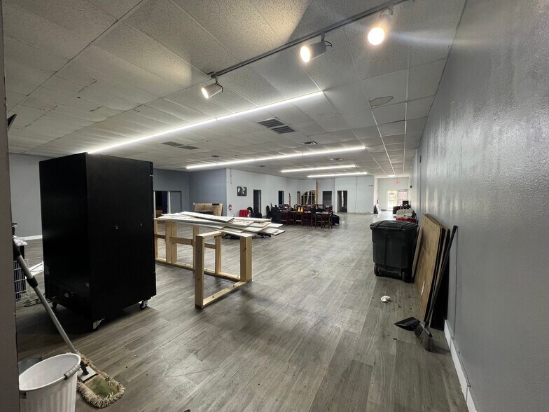 More Photos Of 420 E Ave C, Killeen Specialty For Sale