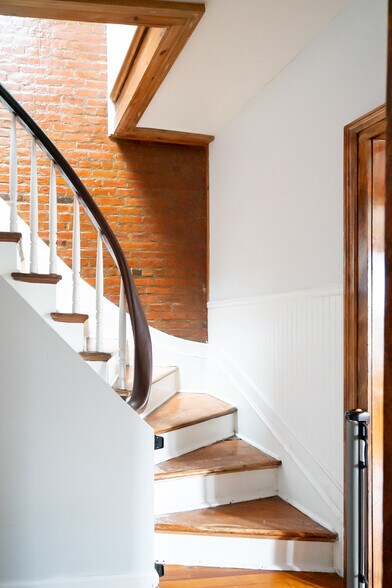 More Photos Of 175 Liberty St, Newburgh Apartments For Sale