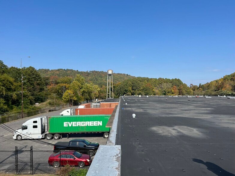 More Photos Of 601 Tuscaloosa Ave, Gadsden Warehouse For Lease