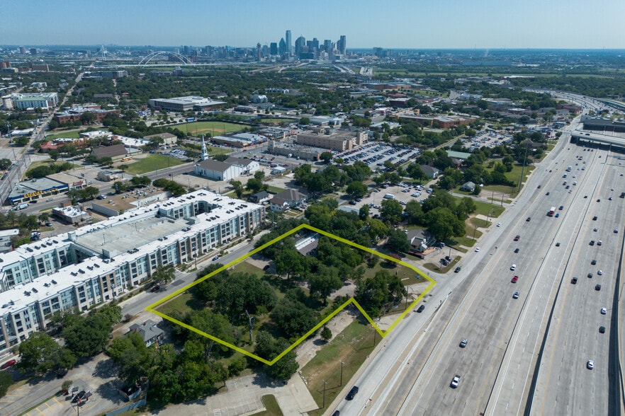 More Photos Of 132-140 E 12th St, Dallas Land For Sale