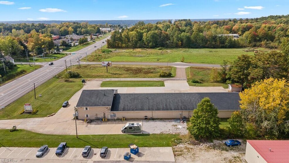 More Photos Of 2425 Medina Rd, Medina Office For Lease