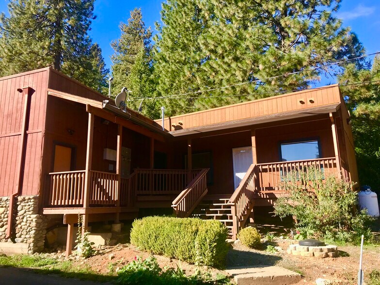 More Photos Of 6395 Pony Express Trl, Pollock Pines Freestanding For Sale