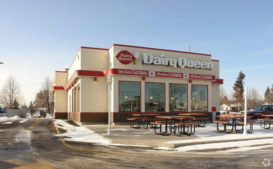 More Photos Of 8901 E Trent Ave, Spokane Unknown For Sale