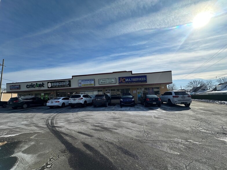 More Photos Of 4508-4518 New Falls Rd, Levittown Storefront For Lease