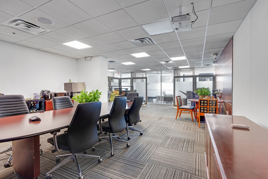 More Photos Of 3363 NE 163rd St, North Miami Beach Medical For Sale