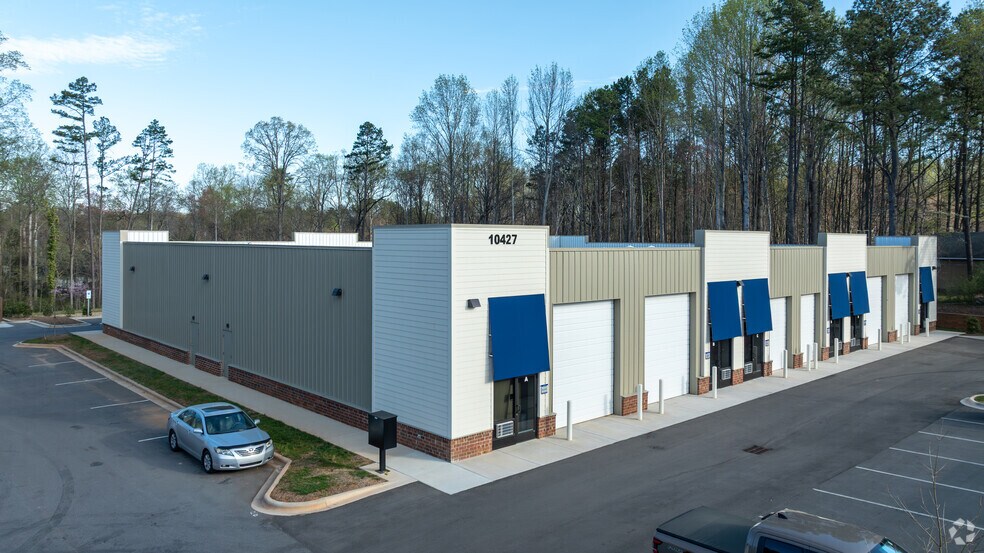 Primary Photo Of 10427 Bailey Rd, Cornelius Warehouse For Lease