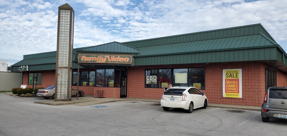 More Photos Of 560 Hwy 31, Bowling Green Storefront For Lease