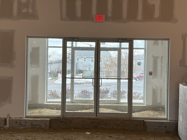 More Photos Of 227 4th Ave, Bay Shore General Retail For Lease