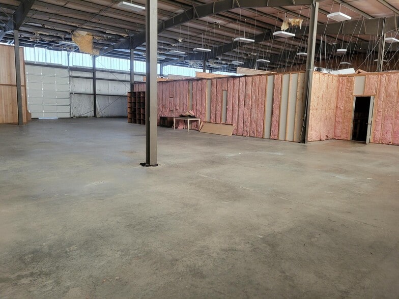 More Photos Of 4786 State Highway 30, Amsterdam Specialty For Sale