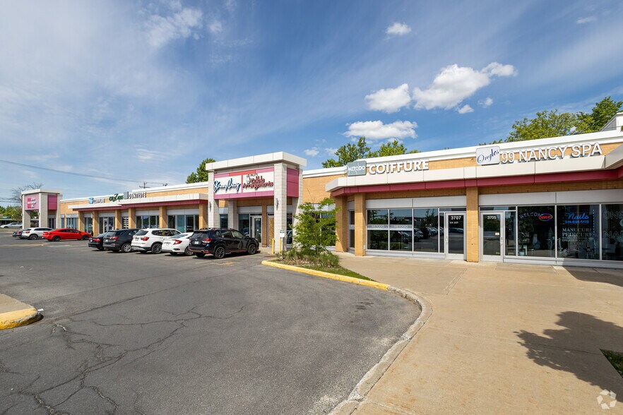 More Photos Of 3701-3725 Boul Saint-Charles, Kirkland Unknown For Lease